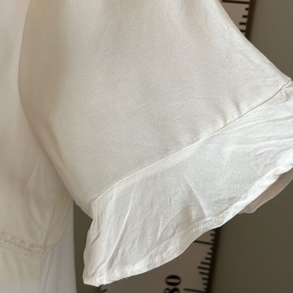 BLUE Rain white dress with crocheted stitching and fabric covered buttons size L - Picture 5 of 13